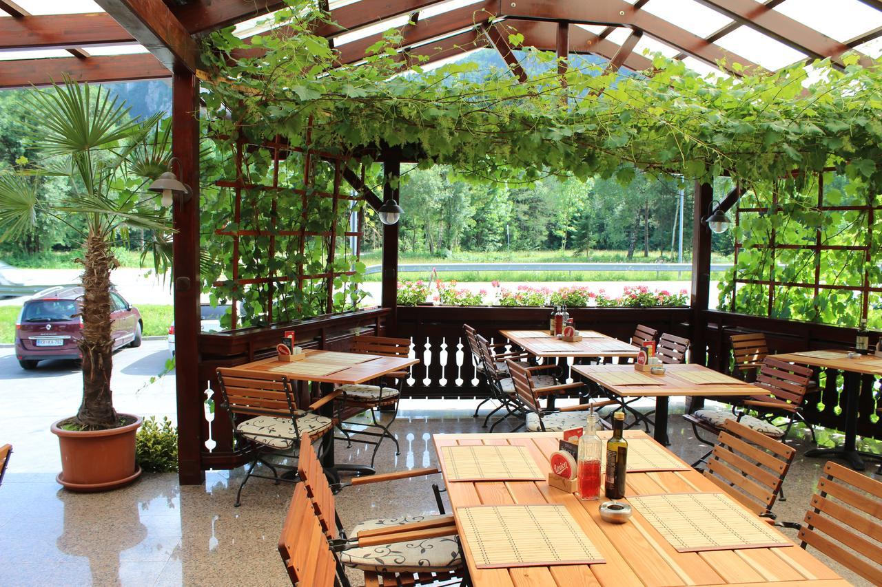 Guesthouse Veranda Mojstrana Eksteriør bilde