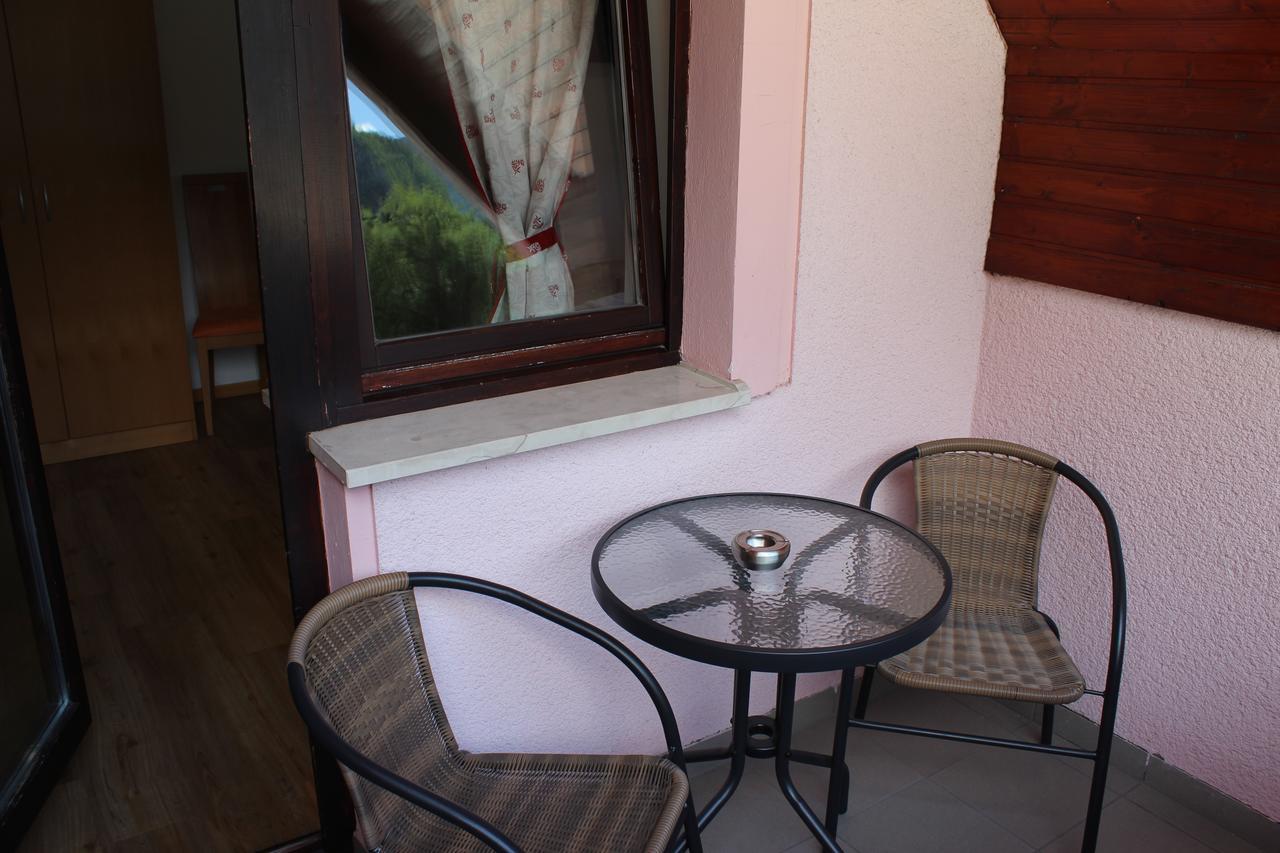 Guesthouse Veranda Mojstrana Eksteriør bilde
